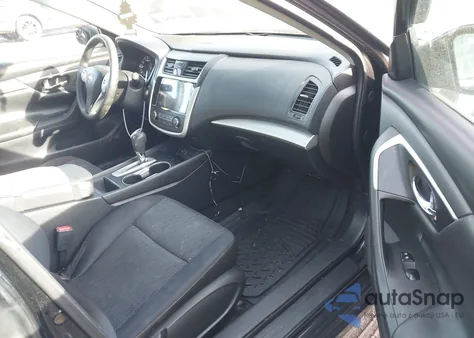 2016 Nissan Altima 2.5 S z USA, uszkodzony, nr VIN 1N4AL3AP5GN347089